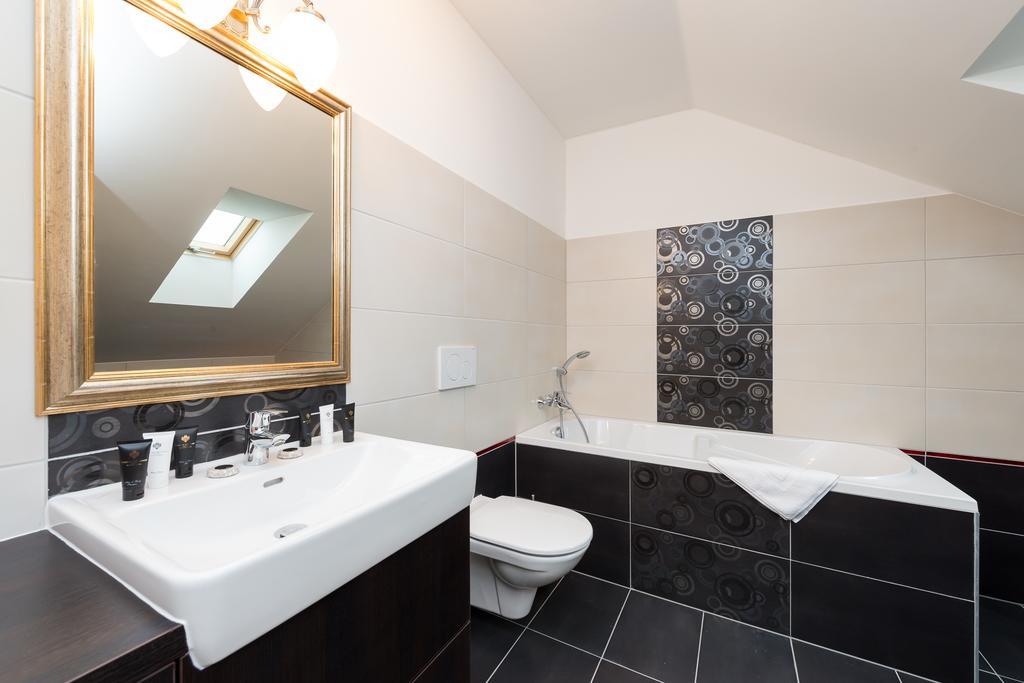 Apartment Sokolska Praga Zewnętrze zdjęcie